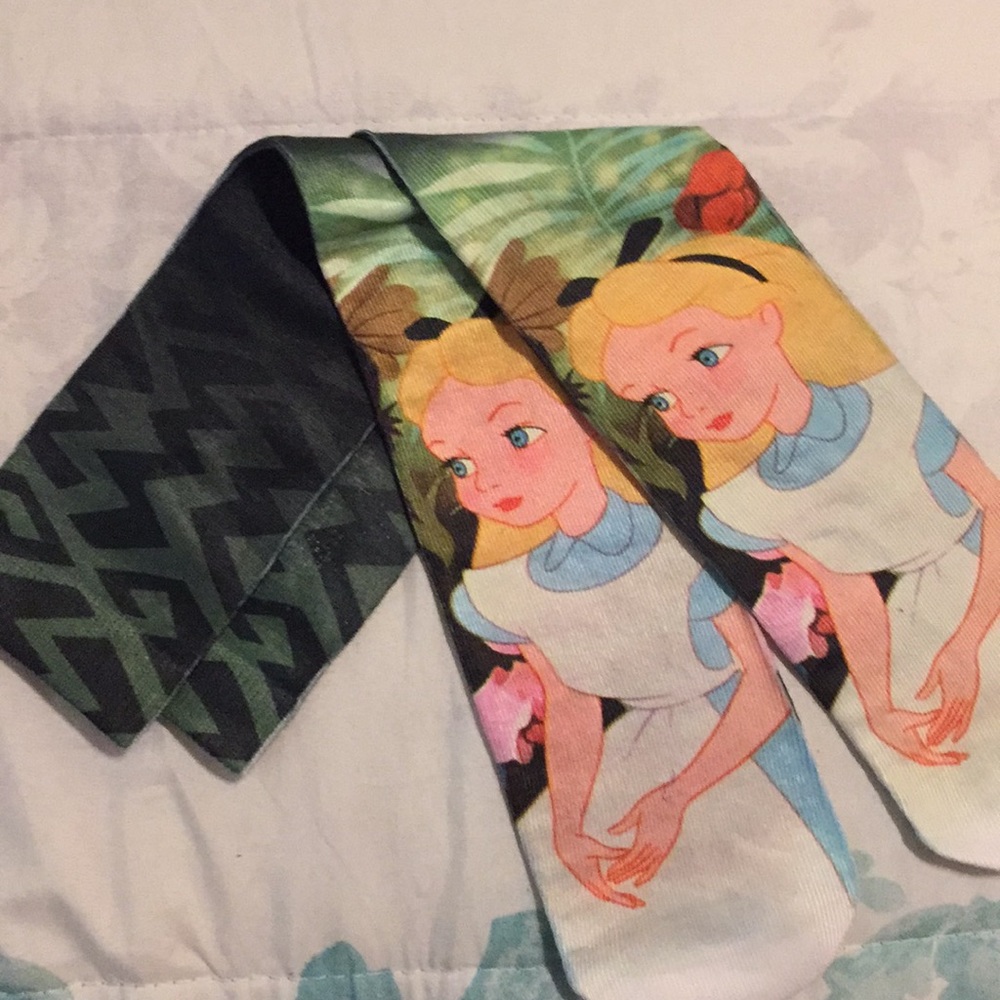Disney Alice in Wonderland Socks